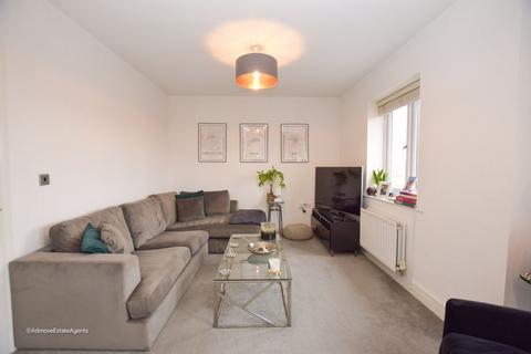 2 bedroom apartment for sale, Pineacre Close, Altrincham, WA14 5YE