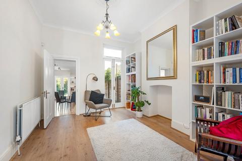 98 Adys Road, London, SE15 4DZ