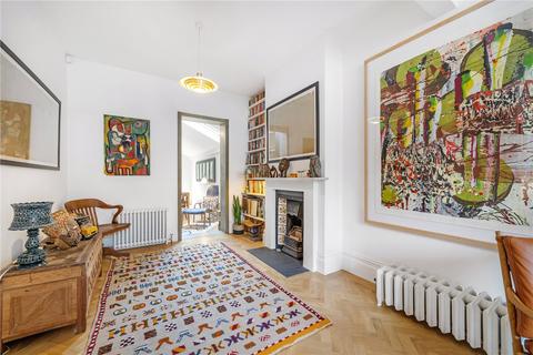 10 Relf Road, London, SE15 4JS