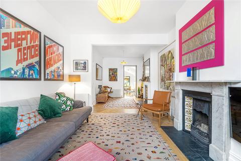 10 Relf Road, London, SE15 4JS