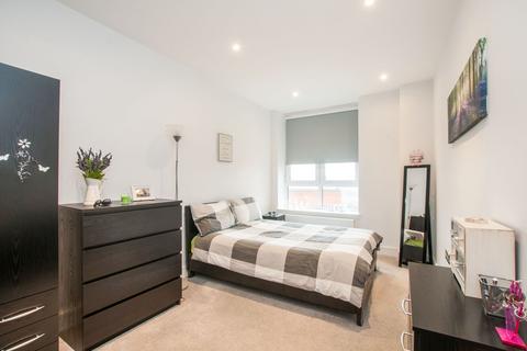2 bedroom apartment to rent - Ringside, High Street, Bracknell, RG12