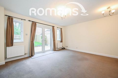 2 bedroom end of terrace house to rent - Francis Gardens