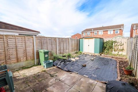 7 Cherryhay, Clevedon, BS21 5EH
