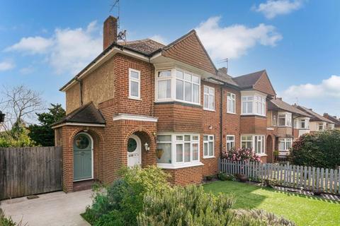 2 bedroom apartment for sale, Warwick Road, Thames Ditton, KT7