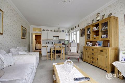 2 bedroom property for sale - Woodside Road, London, N22