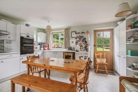 5 bedroom semi-detached house for sale - Lower Road, Loosley Row HP27