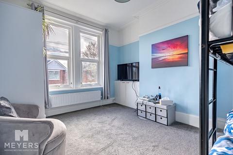 7b Cowper Road, Moordown, Bournemouth, BH9 2UJ