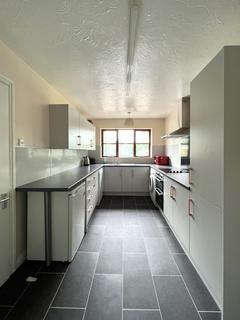 undefined, House ShareTurnpike Close, Worcester WR2 6AB