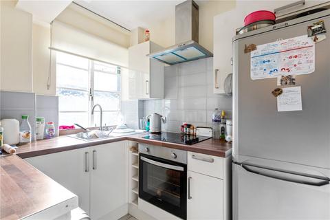 3 Corner Fielde, London, SW2 4TH