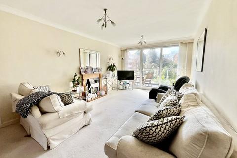 3 bedroom apartment for sale, West Cliff, Bournemouth, Dorset, BH4