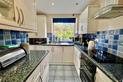 3 bedroom apartment for sale, West Cliff, Bournemouth, Dorset, BH4