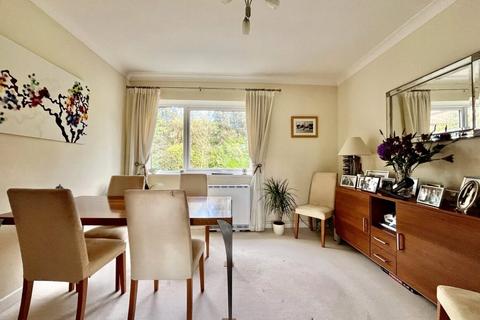 3 bedroom apartment for sale, West Cliff, Bournemouth, Dorset, BH4