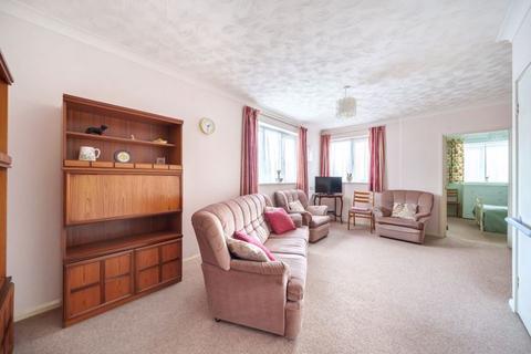 1 bedroom flat for sale - High Street South, Dunstable LU6