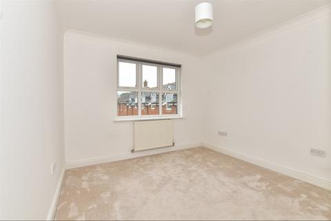 2 bedroom flat for sale, Tower View, Chartham Downs, Canterbury, Kent