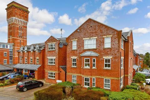 2 bedroom flat for sale, Tower View, Chartham Downs, Canterbury, Kent