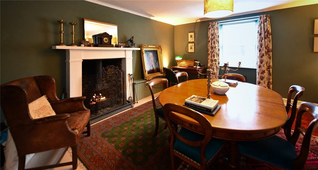 Drawing Room/Snug