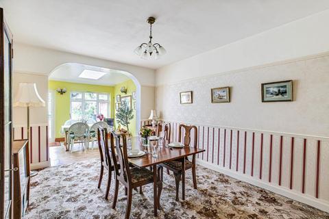 62 Farley Road, South Croydon, CR2 7ND