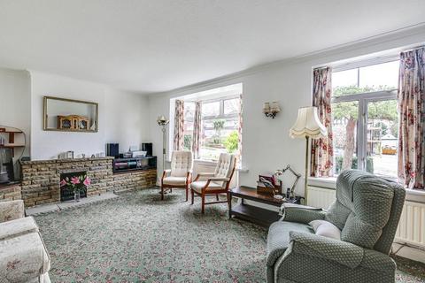 62 Farley Road, South Croydon, CR2 7ND