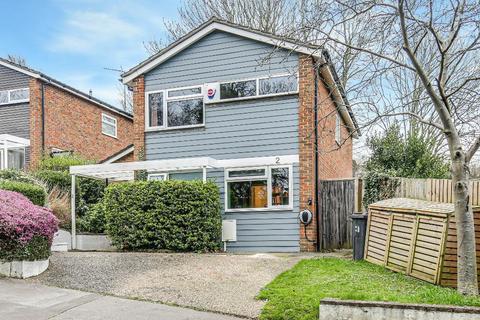 2 Bench Field, South Croydon, CR2 7HX