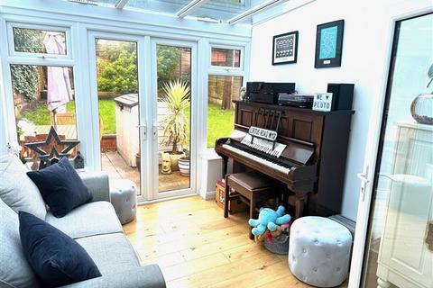 3 Kennet Close, Worthing, BN13 3LD