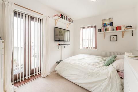 4 Eden Way, London, E3 2JD