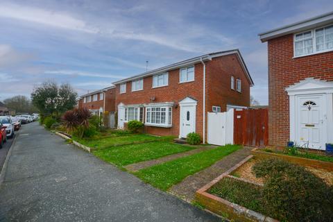 undefined, Littlehampton BN17