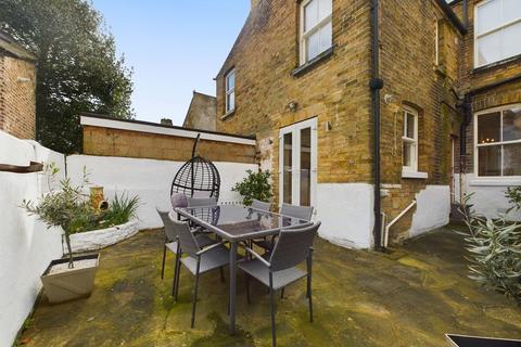26 Alexandra Road, Broadstairs, CT10 1EP