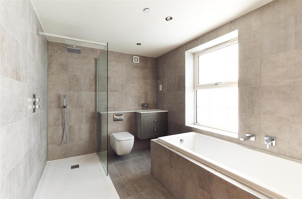 Master ensuite