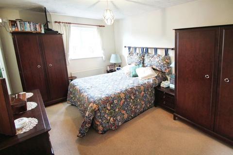 9 Ballard Close, Ludlow, SY8 1XH