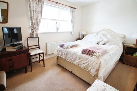 9 Ballard Close, Ludlow, SY8 1XH