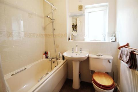 9 Ballard Close, Ludlow, SY8 1XH