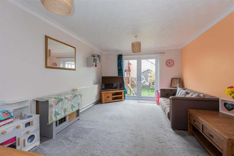 2 bedroom terraced house for sale - Haig Drive, Cippenham