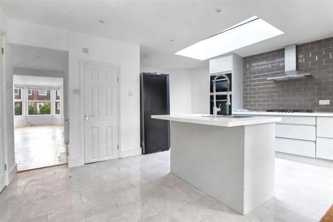 3 bedroom end of terrace house for sale - High Street, Stanstead Abbotts