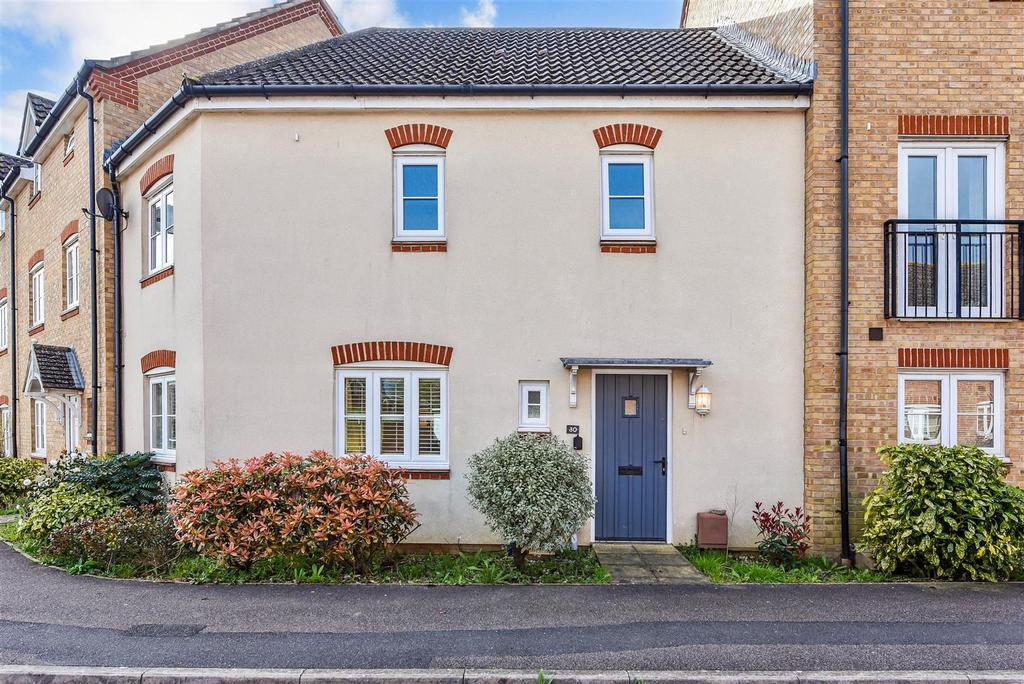 Baxendale Road, Chichester 3 bed terraced house for sale £350,000