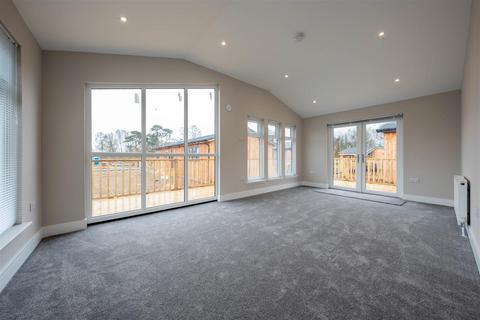 2 bedroom property for sale, 20 Bendochy Park, Blairgowrie