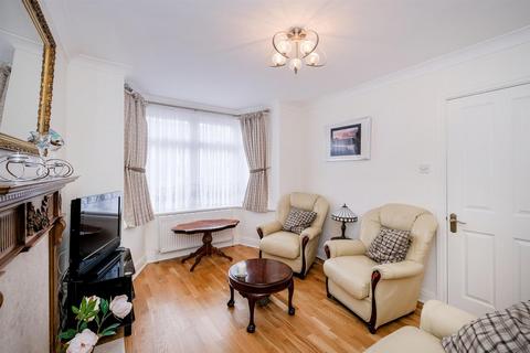 4 bedroom house for sale, Hall Lane, Chingford