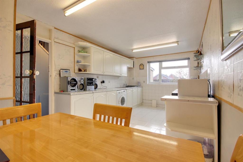 Brantingham Walk, Hull 3 bed terraced house for sale £119,950