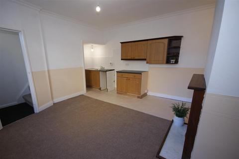 1 bedroom terraced house for sale, South Street, Brighouse