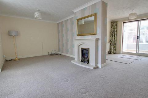 2 bedroom detached bungalow for sale, Lilac Avenue, Beverley