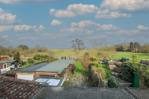 3 bedroom semi-detached house for sale, Brentwood Road, Herongate, Brentwood