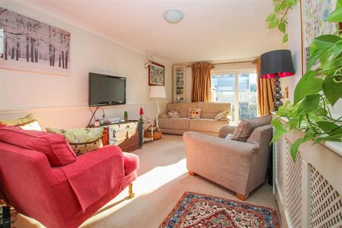 3 bedroom terraced house for sale, Wilmot Green, Great Warley, Brentwood
