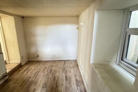 47 Ledrah Road, St Austell, PL25 5HG