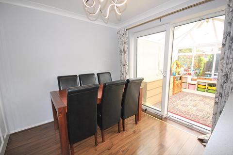 2 Avebury Way, Northampton, NN4 0QD