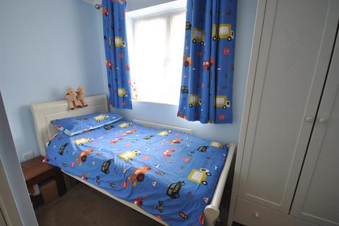 2 Avebury Way, Northampton, NN4 0QD