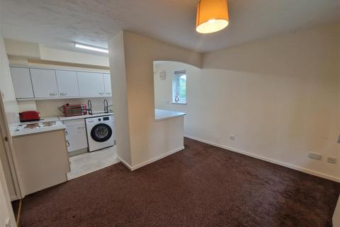 1 bedroom flat to rent - Kingfisher Close, Madeley
