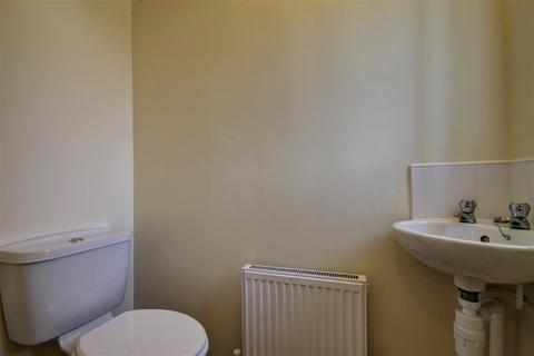 3 bedroom terraced house to rent, St Andrews Square, Lowland Road, Brandon, DH7