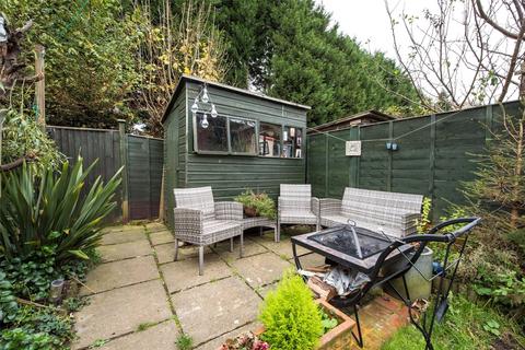 16 Bailey Road, Westcott, Dorking, RH4 3QS