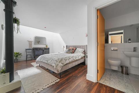 2 bedroom apartment for sale, High Street, Mistley, Manningtree