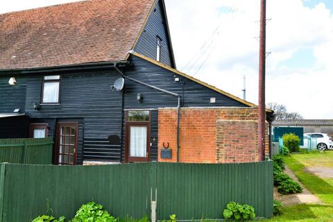 2 bedroom barn conversion to rent, Welwyn, Hertfordshire