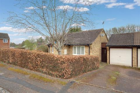 2 bedroom detached bungalow for sale, Croft Close, Newent